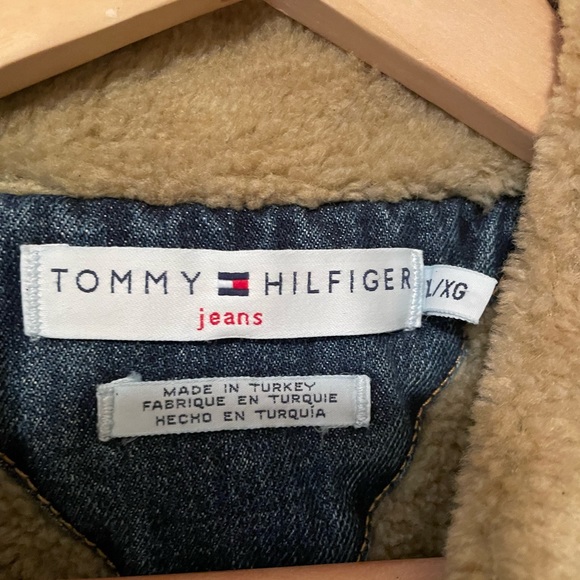 NWT Tommy Hilfiger Vest XL - Picture 3 of 3